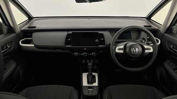 Honda Jazz Hybrid 1.5 i-MMD (122ps) Advance eCVT 