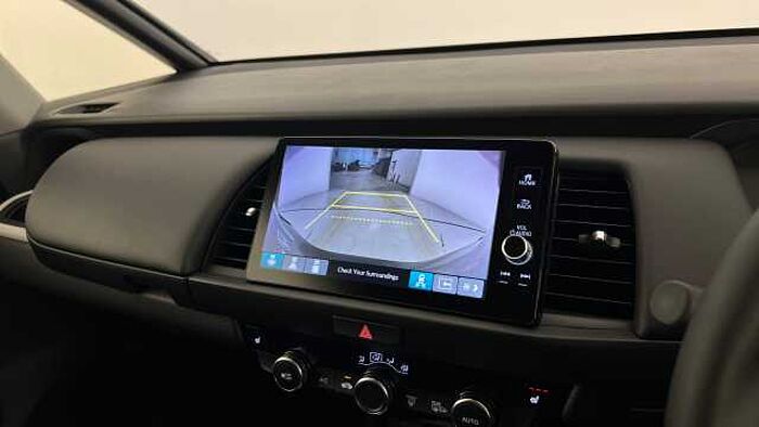 Honda Jazz Hybrid 1.5 i-MMD (122ps) Advance eCVT 