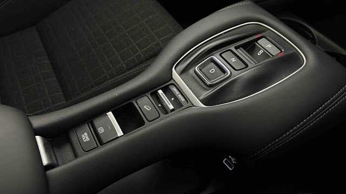 Honda ZR-V e:HEV 2.0 i-MMD (184ps) Elegance Hybrid eCVT 
