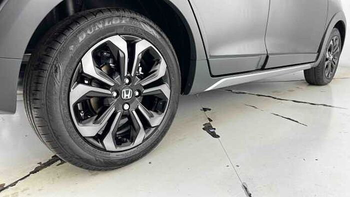 Honda Jazz Hybrid 1.5 i-MMD (122ps) Crosstar Advance eCVT 