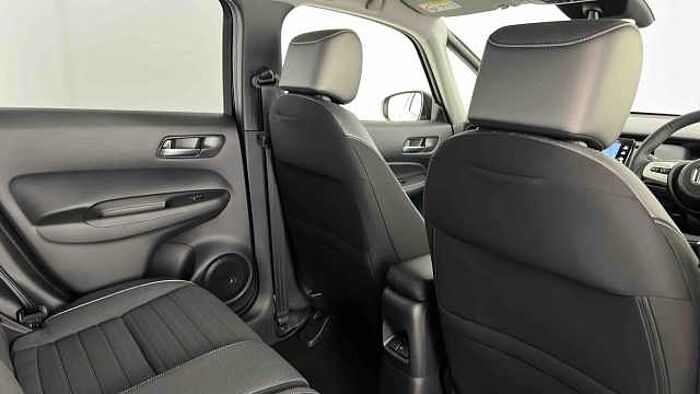 Honda Jazz Hybrid 1.5 i-MMD (122ps) Crosstar Advance eCVT 