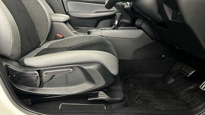 Honda Jazz Hybrid 1.5 i-MMD Hybrid Advance Sport 5dr eCVT 