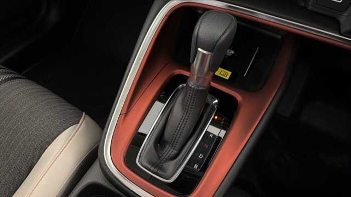 Honda HR-V Hybrid 1.5 eHEV Advance Style 5dr CVT 